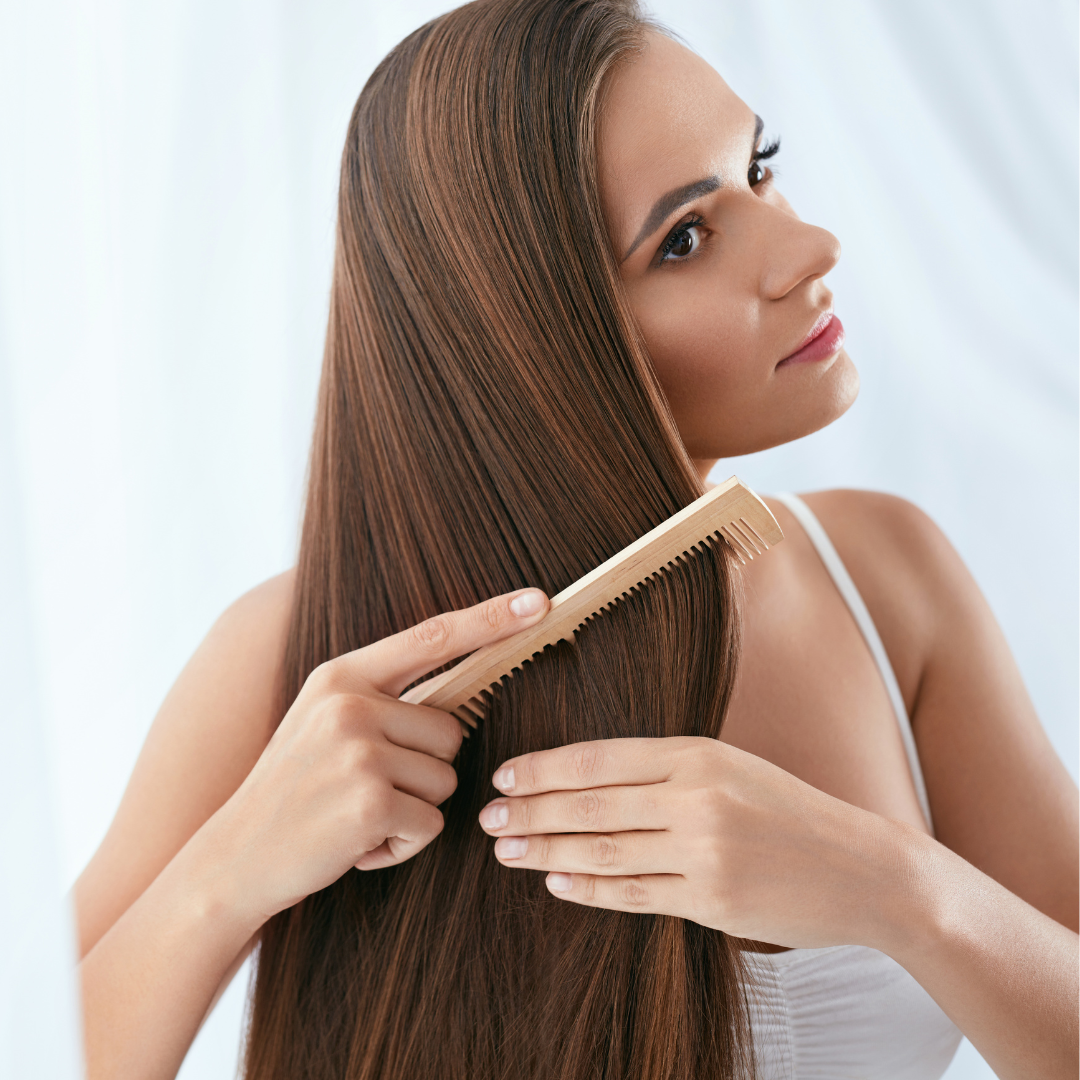 Jak zadbać o skuteczne nawilżenie włosów?